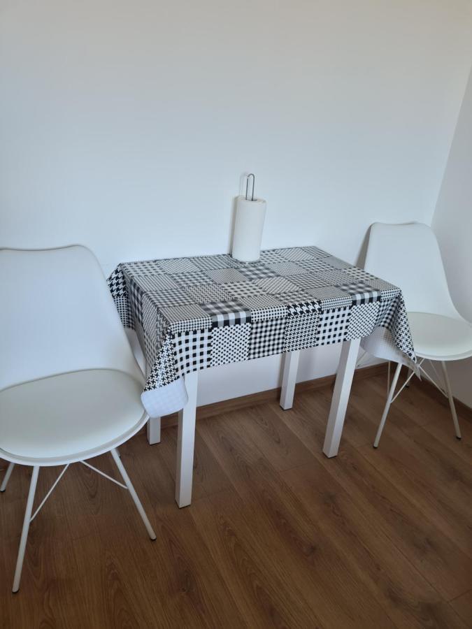 Apartments Petrovic Šilo Zewnętrze zdjęcie