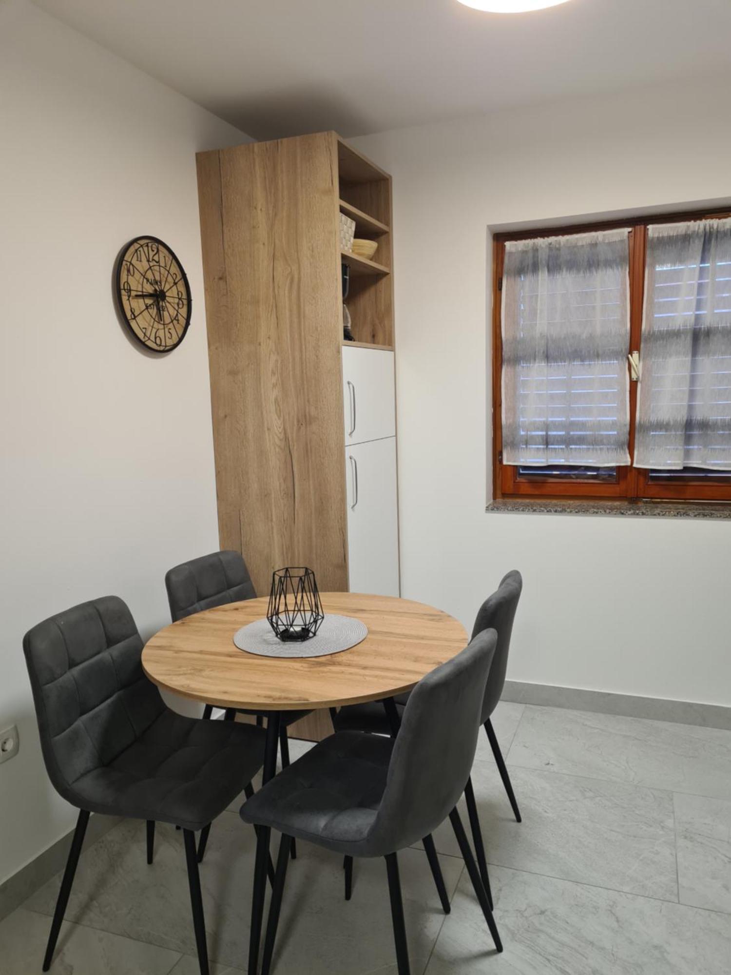 Apartments Petrovic Šilo Zewnętrze zdjęcie